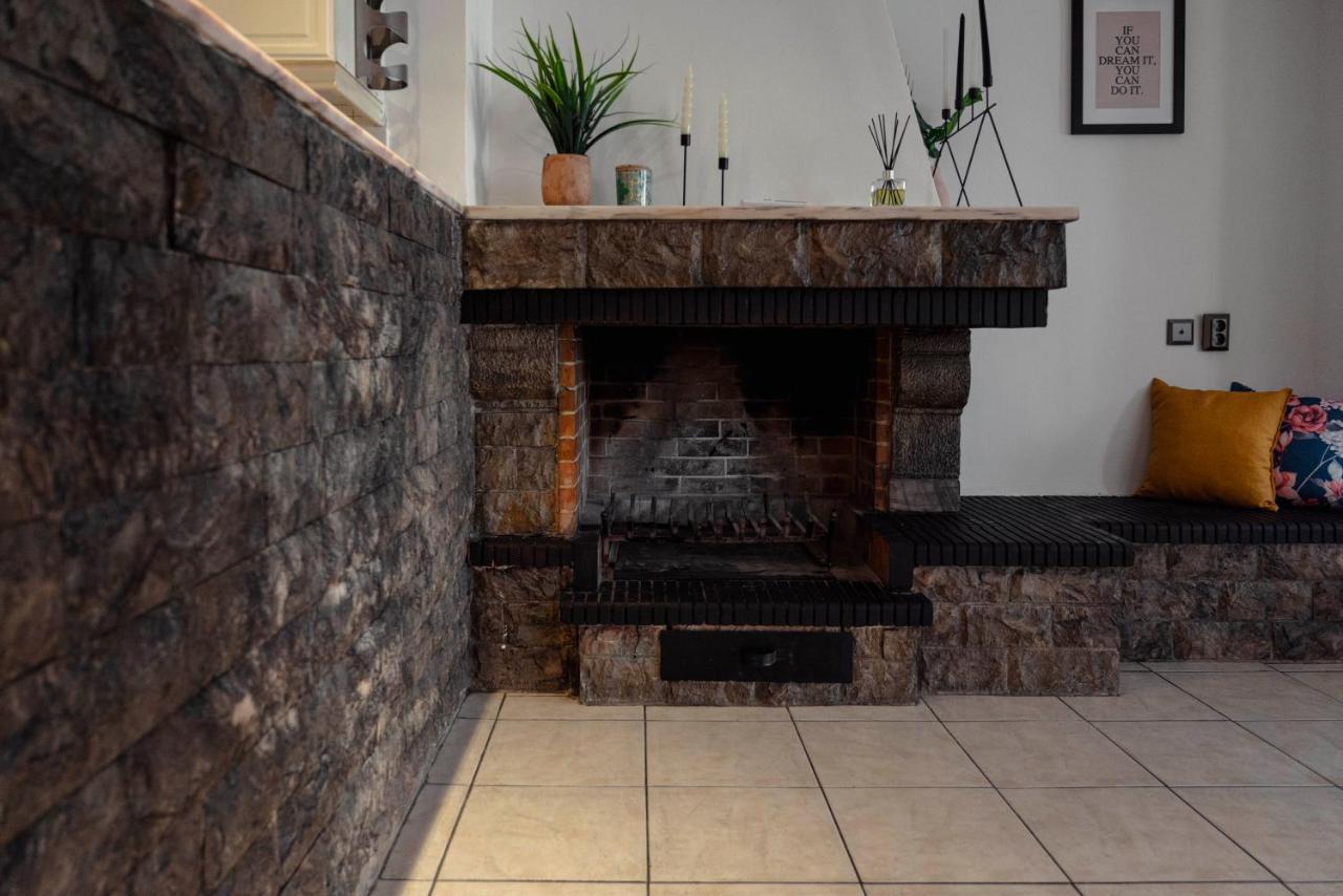 Spacious 2Bd Apartment Next To Athens Archeological Museum 외부 사진