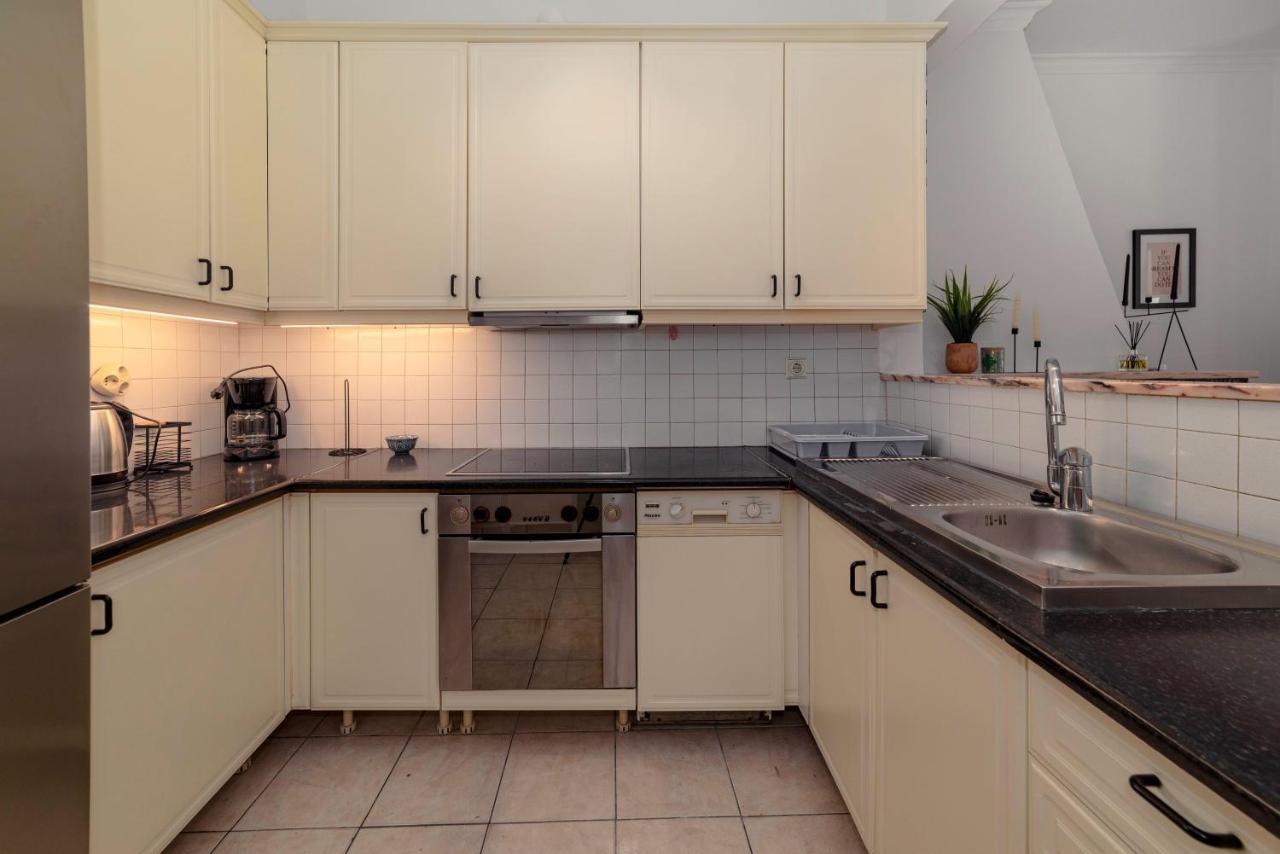 Spacious 2Bd Apartment Next To Athens Archeological Museum 외부 사진